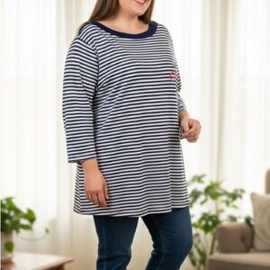 Chic 2X Scoop Neck Blue & White Top size 2X